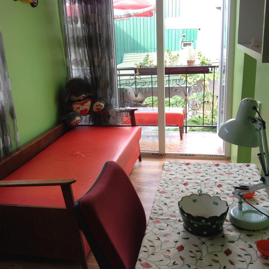 Apartment On Melashvili 24 Batumi Exteriör bild