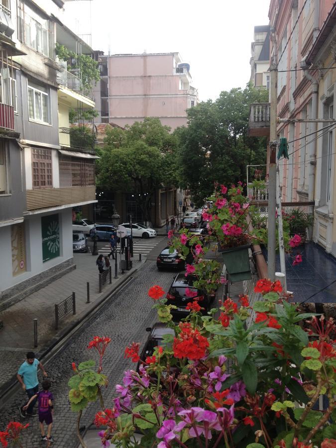 Apartment On Melashvili 24 Batumi Exteriör bild